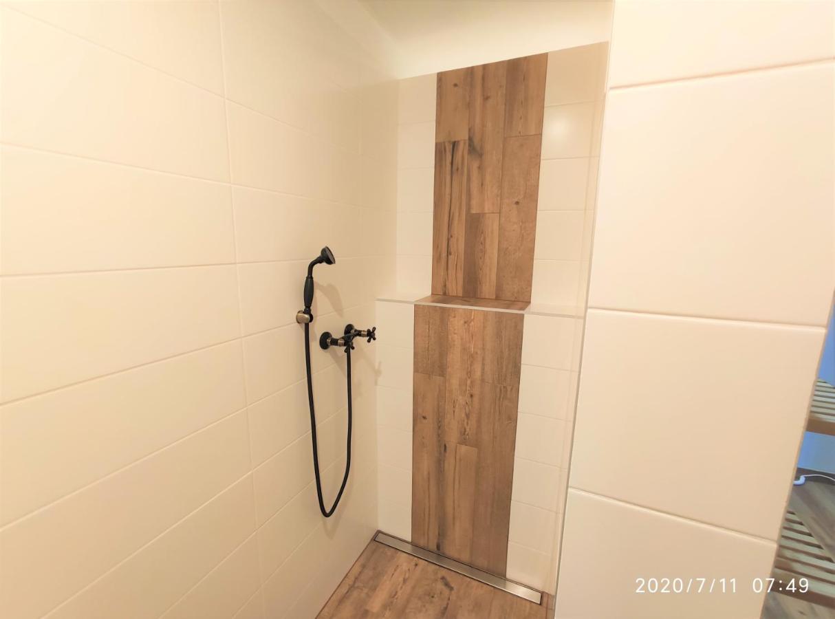 Apartman Lenka II Borsice Bagian luar foto
