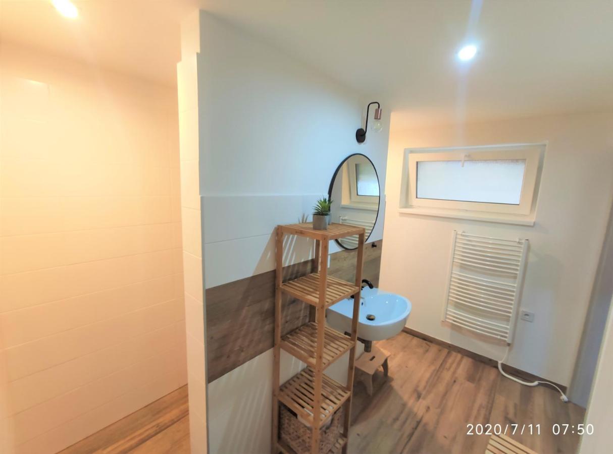 Apartman Lenka II Borsice Bagian luar foto